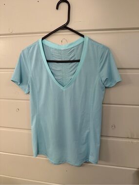 lululemon athletica Light Blue V-Neck Short Sleeve Tee. Appx size 8